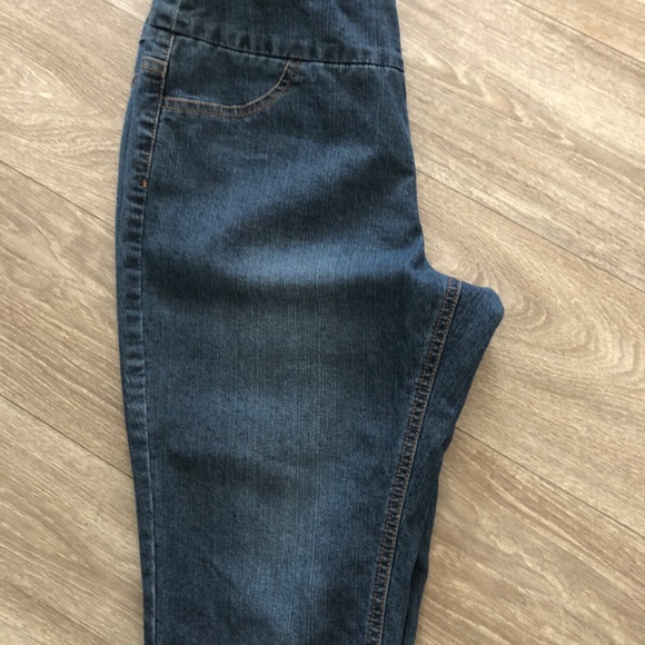 🕘 SOFT SURROUNDINGS JEAN SIZE SMALL - Picture 5 of 7